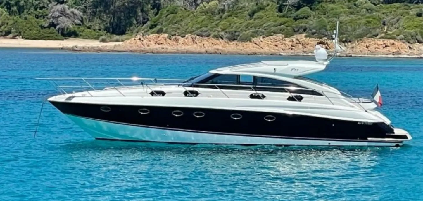 Bora Charter Boat
