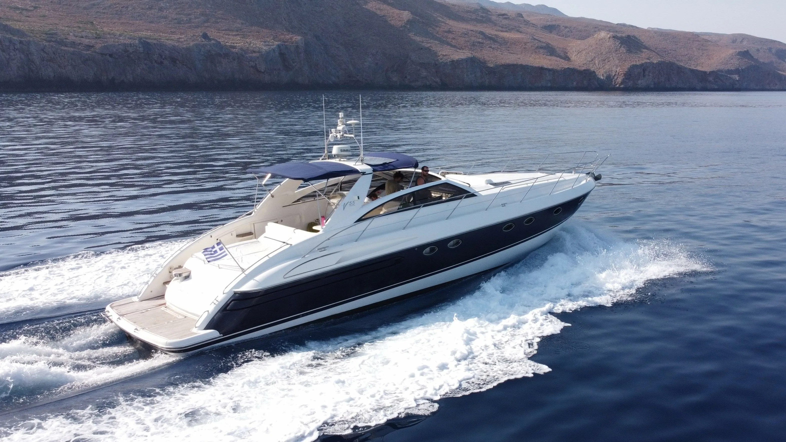 17m Kolymvari 2 Cabin Motor Yacht Hire