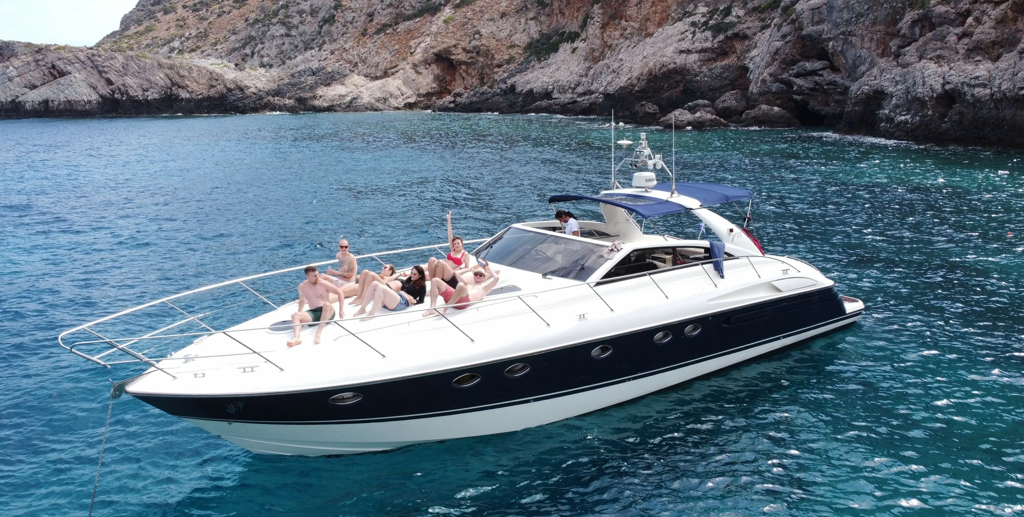 17m Kolymvari 2 Cabin Motor Yacht Hire