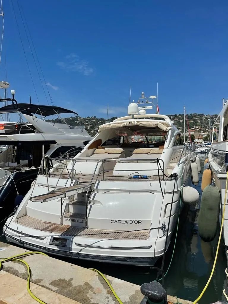 Charter a 20.32m Princess V65 in Golfe-Juan