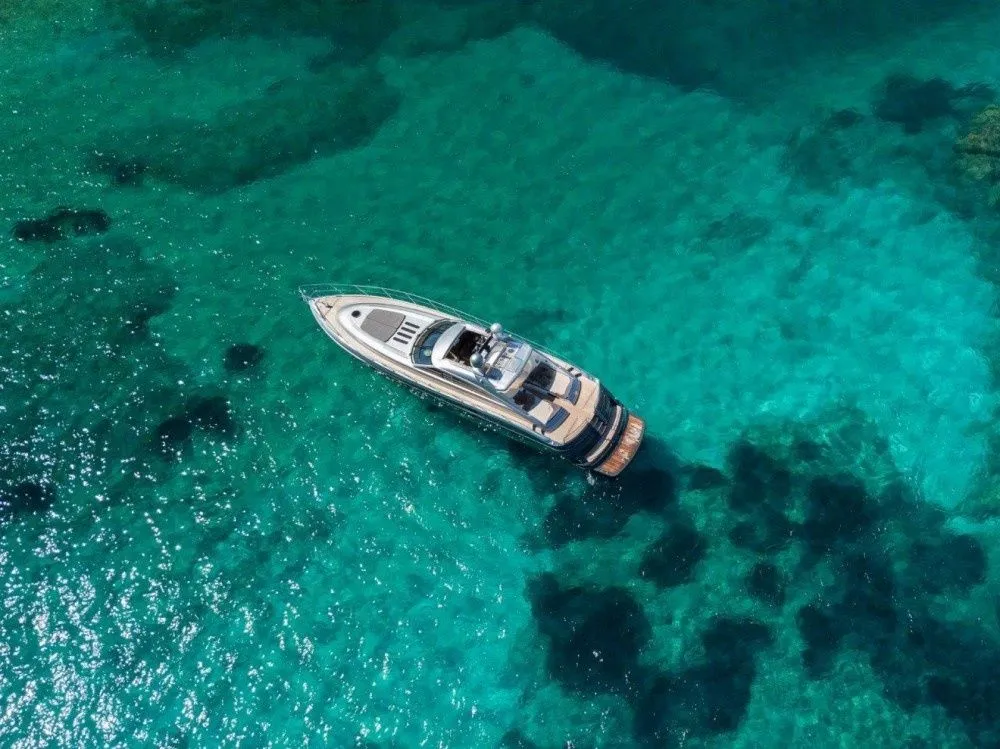 21.3m Mahón Princess V65 Hire
