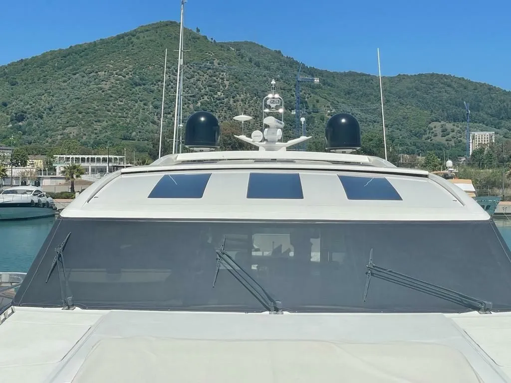 Rent a 23.27m Motor Yacht Princess V78 in Salerno