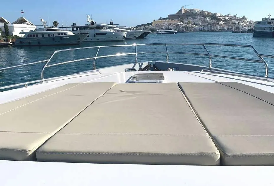 Чартер P Apera 2.0 - 4