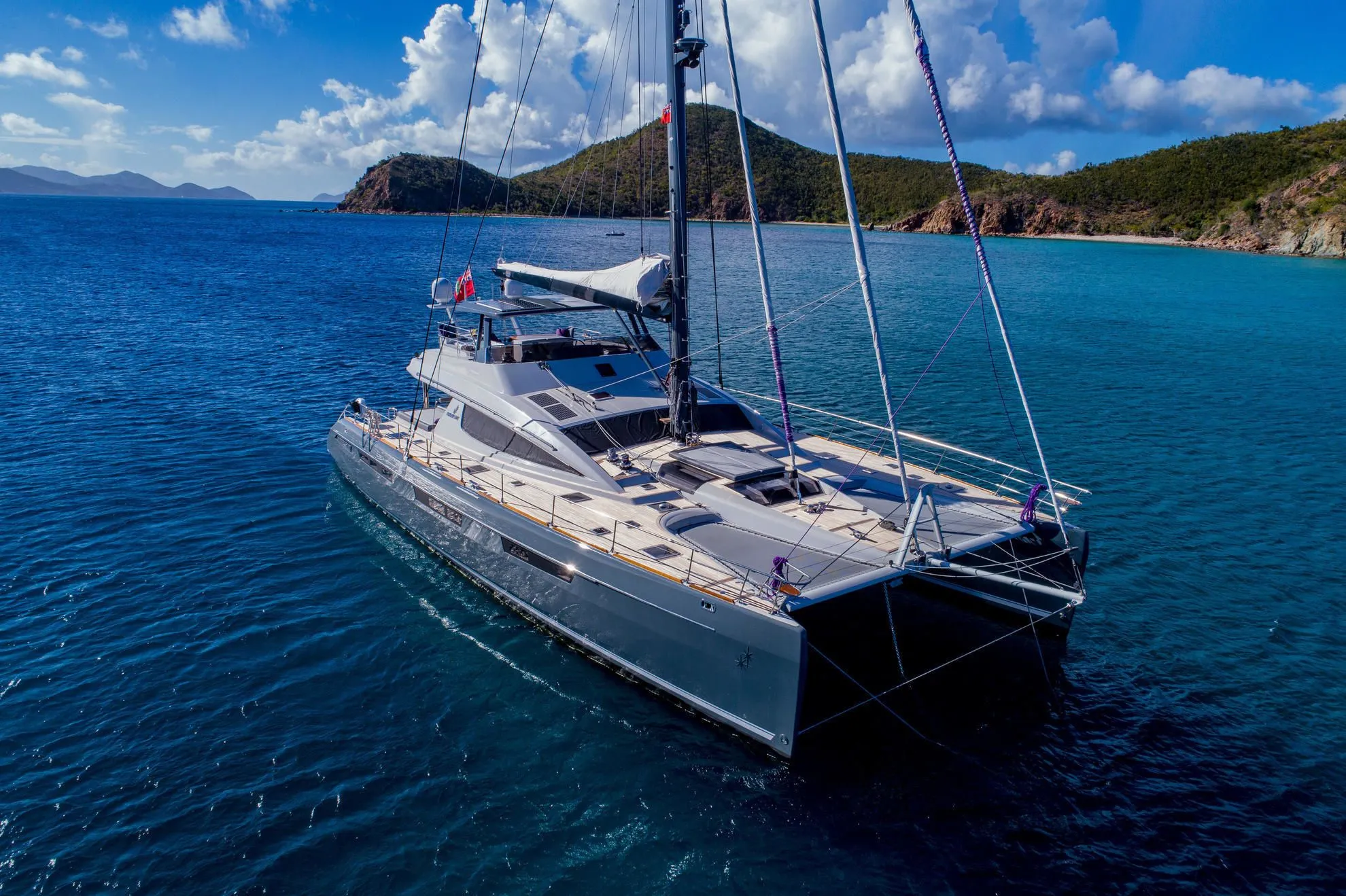 Boot - Explore Ribishi on a 23.77m Rental Catamaran