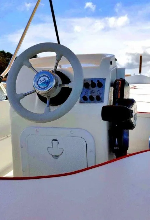 Gozzo Charter Boat