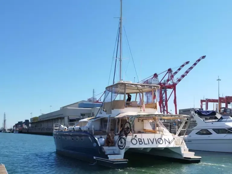 Oblivion Kiralık Teknesi