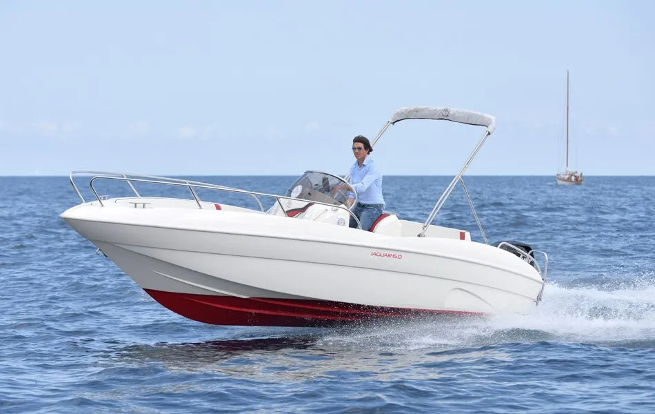 Rent a 5.7m Motor Boat Prua al Vento Jaguar 6.0 in Imperia