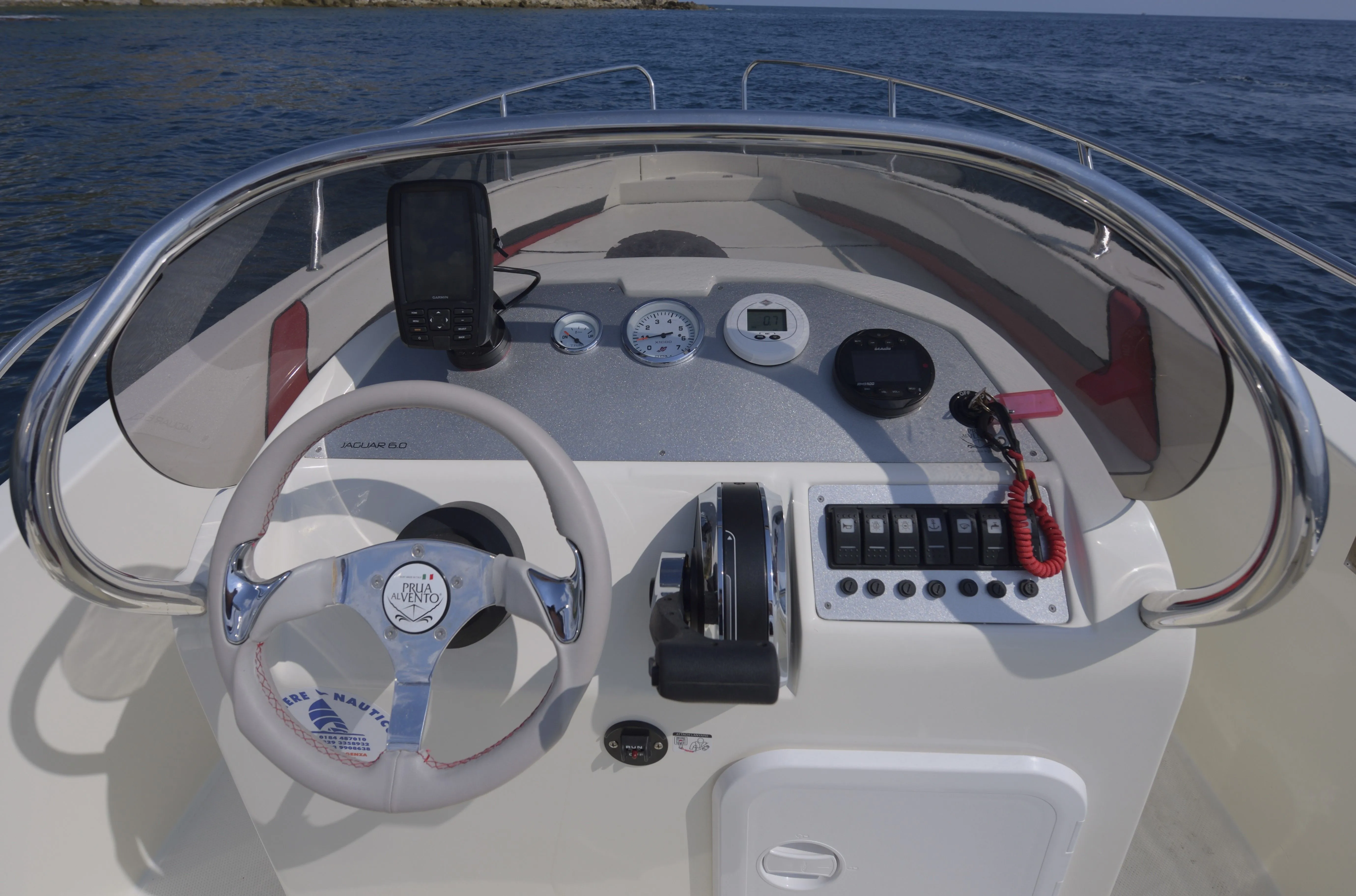 Rent a 5.7m Motor Boat Prua al Vento Jaguar 6.0 in Imperia