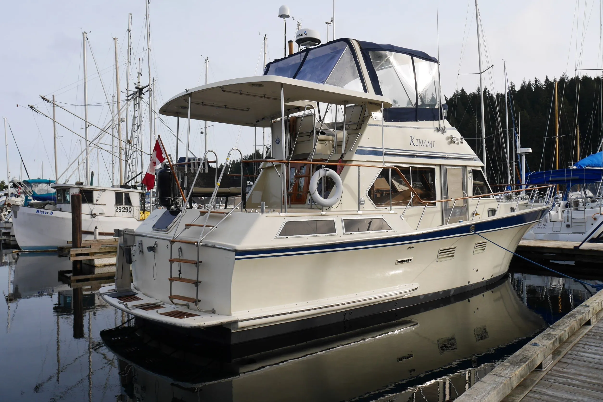 Kinami Charter Boat