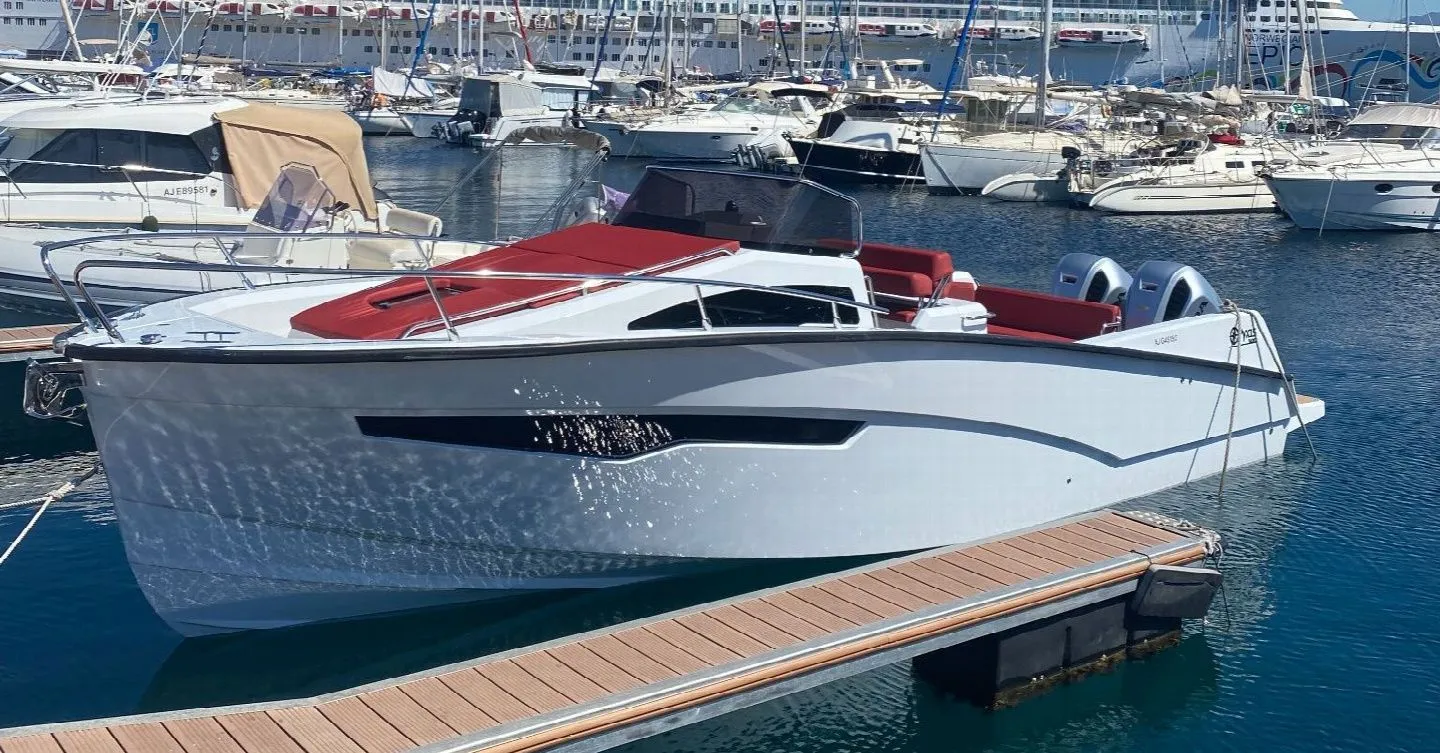 Чартер Gal - 3