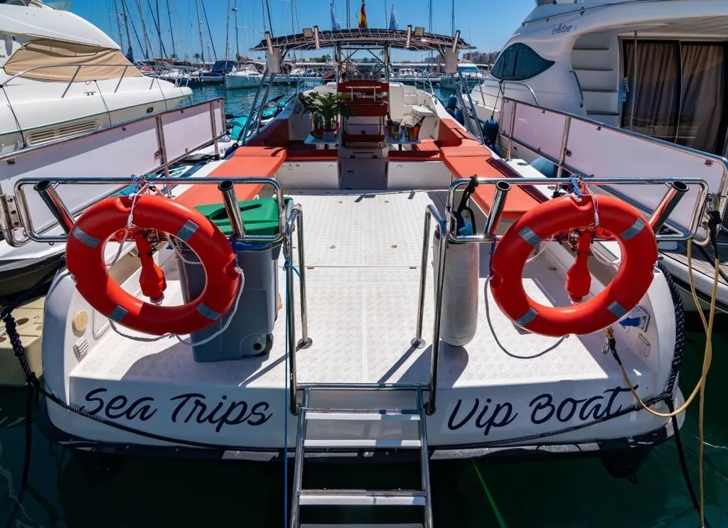 Vip Boat Charter Boat