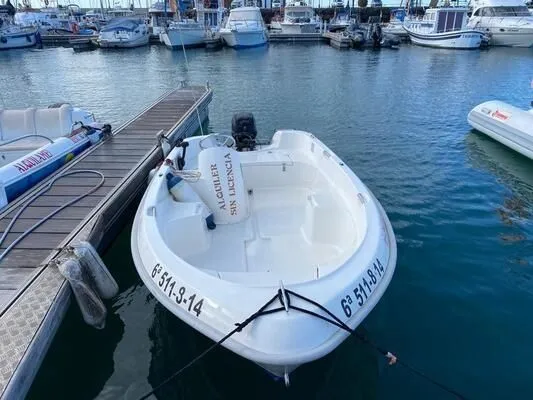 No Name Charter Boat