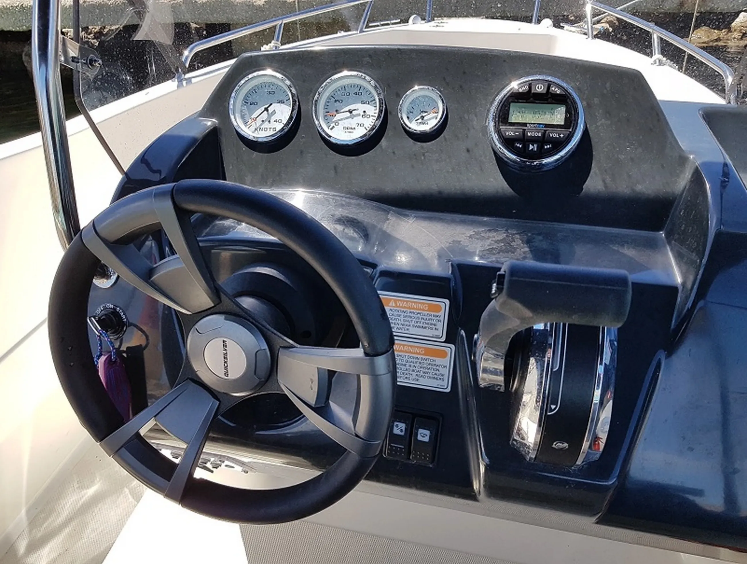 Charter a 4.54m Motor Boat in Can Pastilla