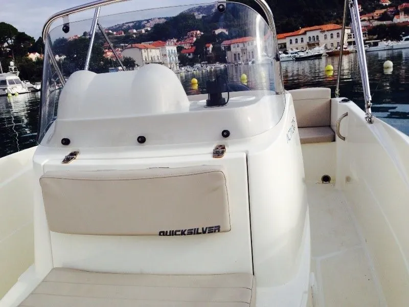 Activ Charter Boat