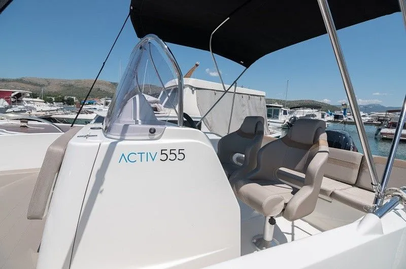 5.55m Trogir Motor Boat Hire