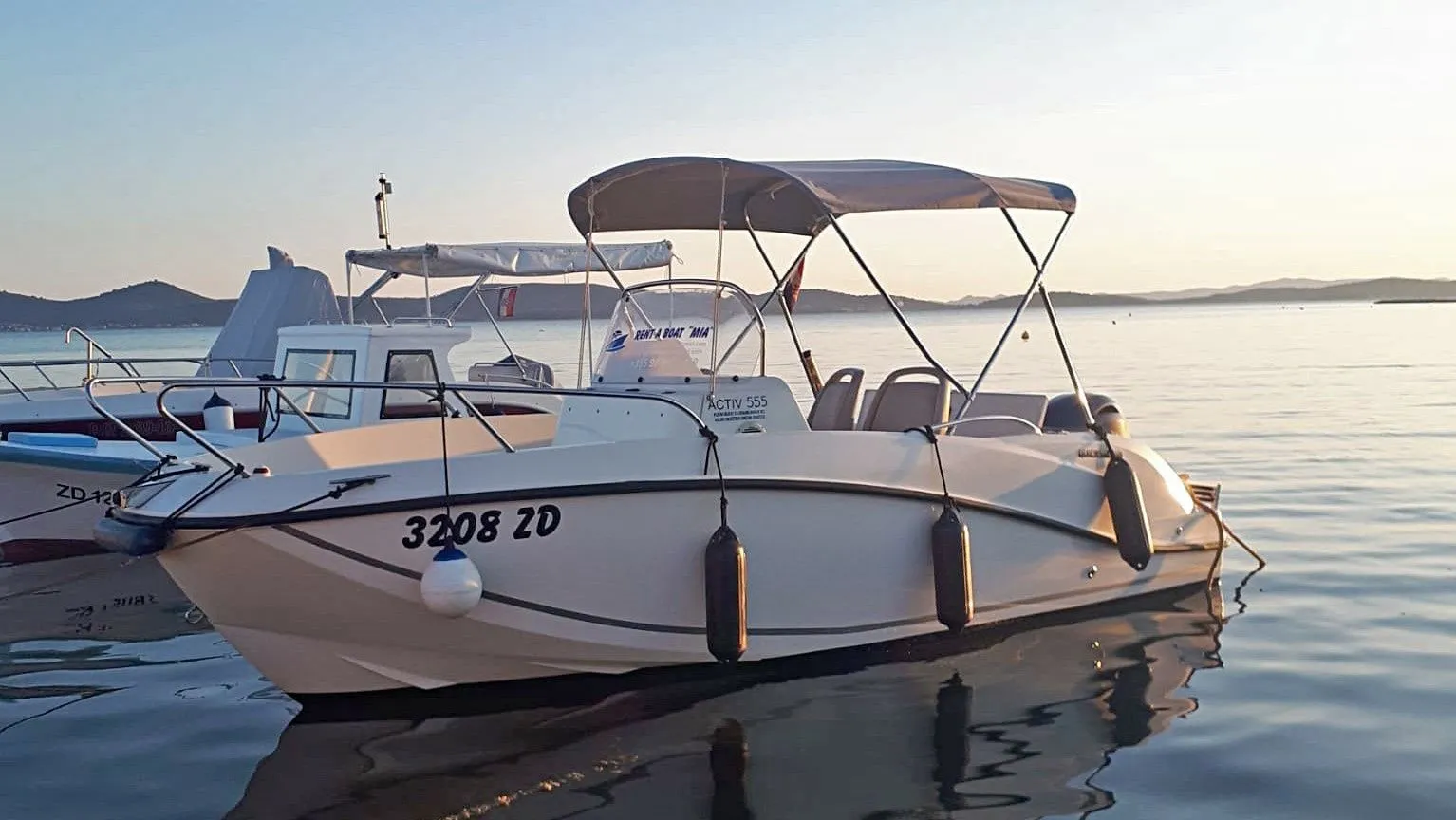 Rent a 5.6m Motor Boat Quicksilver 555 Open in Sukosan