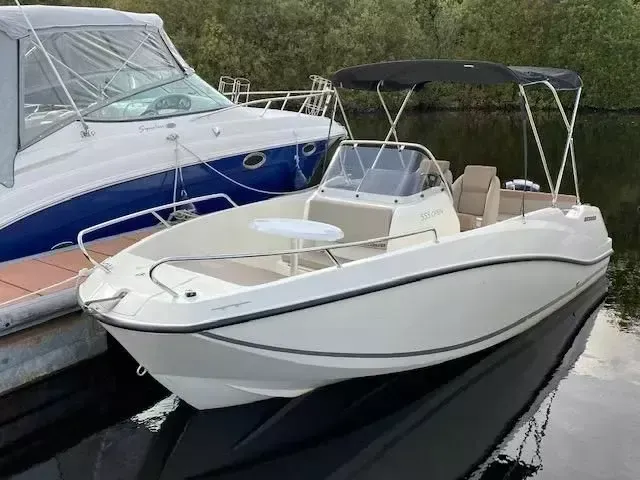 Explore Altea on a 5.55m Rental Motor Boat Quicksilver 555 Open