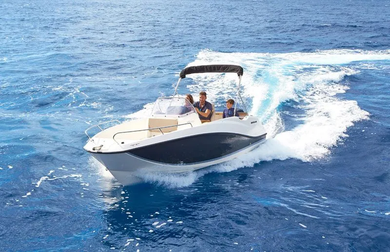 Molise Charter Boat