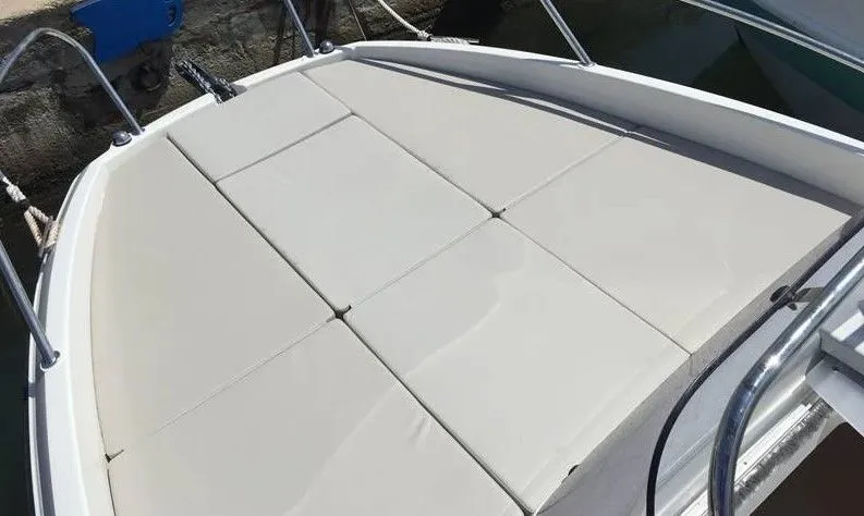 Activ Q Helios Charter Boat