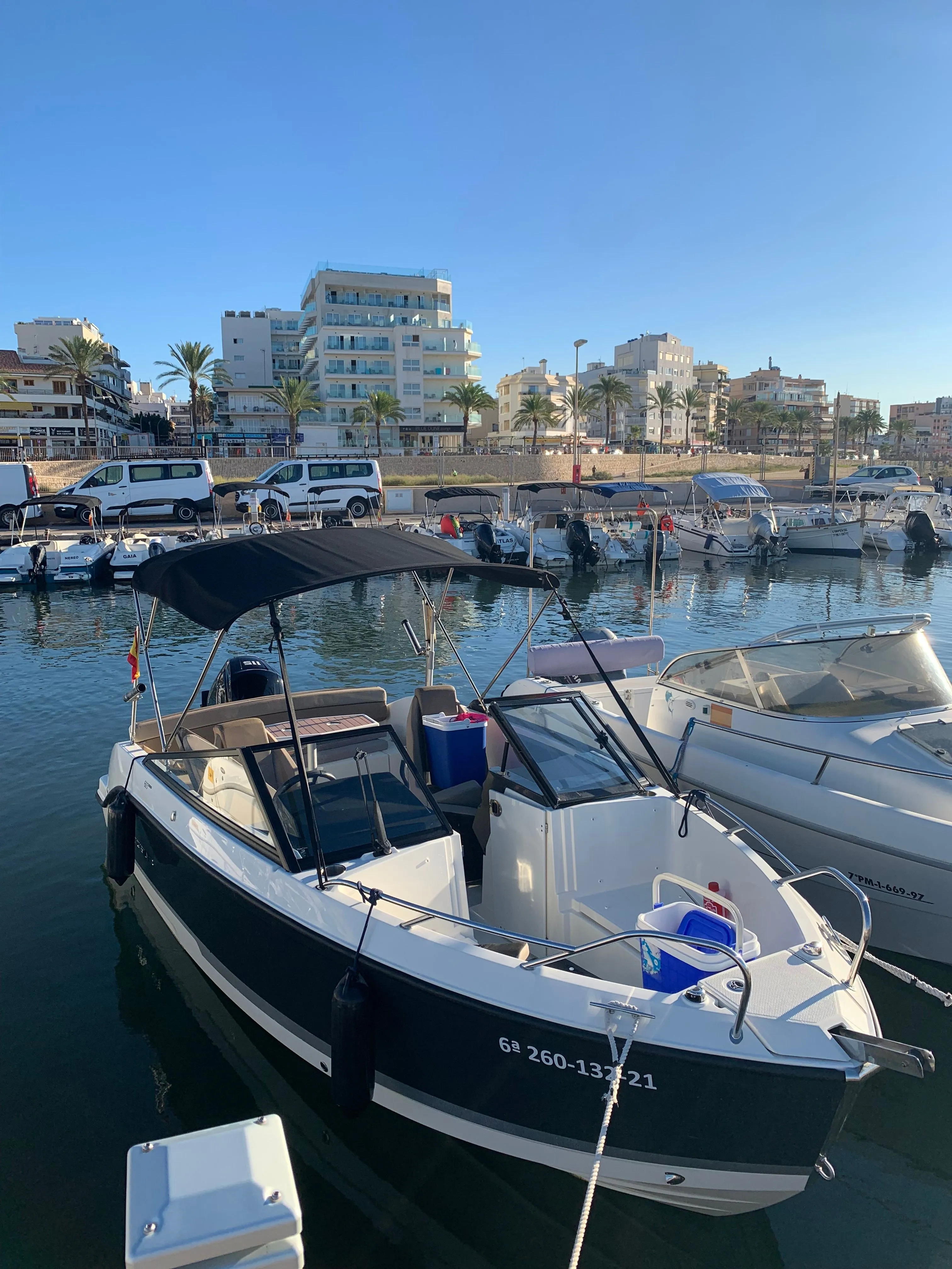 Bowrider Charter Boat
