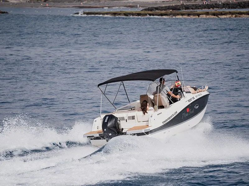 Moni Boat Kiralık Teknesi