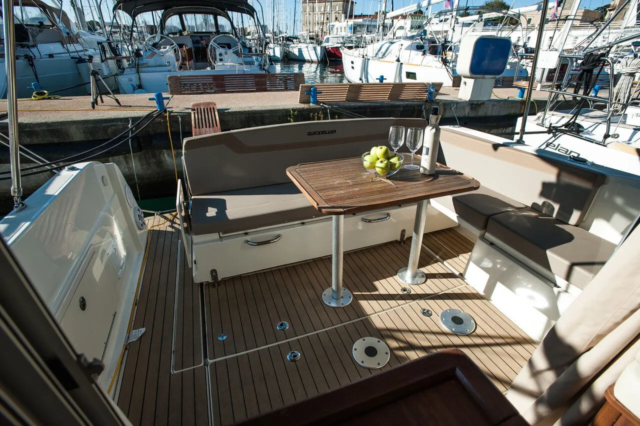 Luka Charterboot - 4