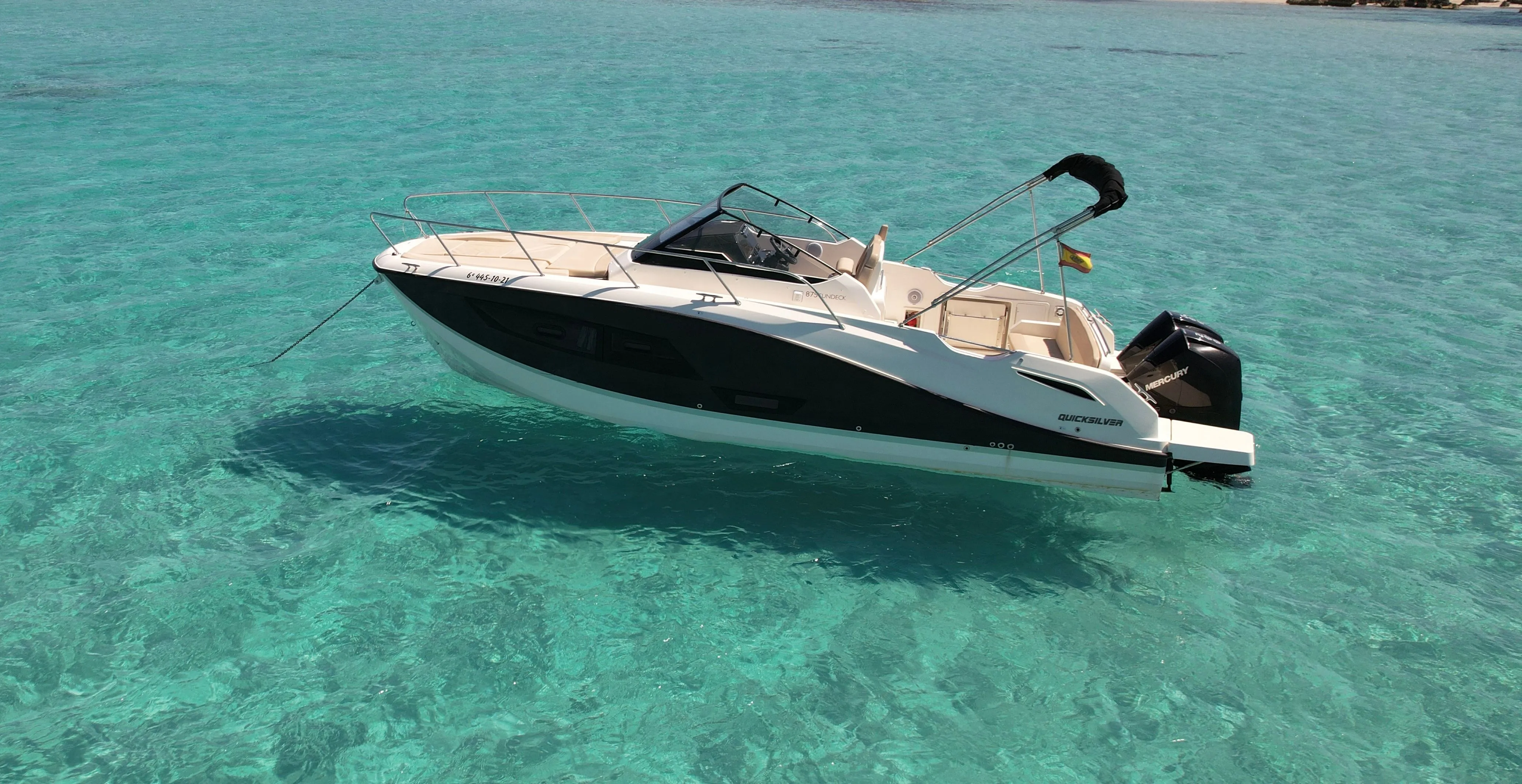 Charter a 9m Motor Boat in Ibiza Town