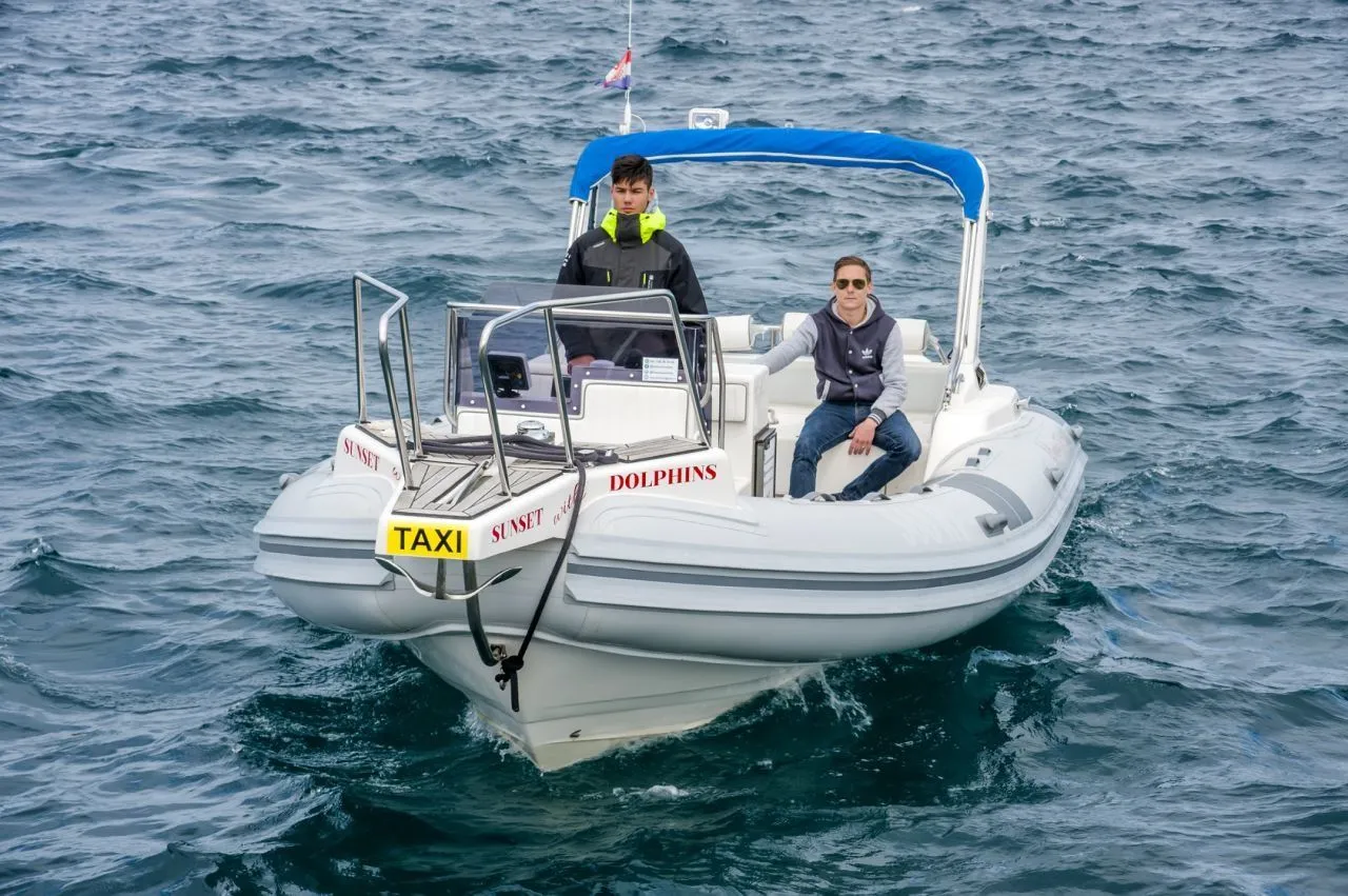 Rent a 7.5m Boat in Rovinj