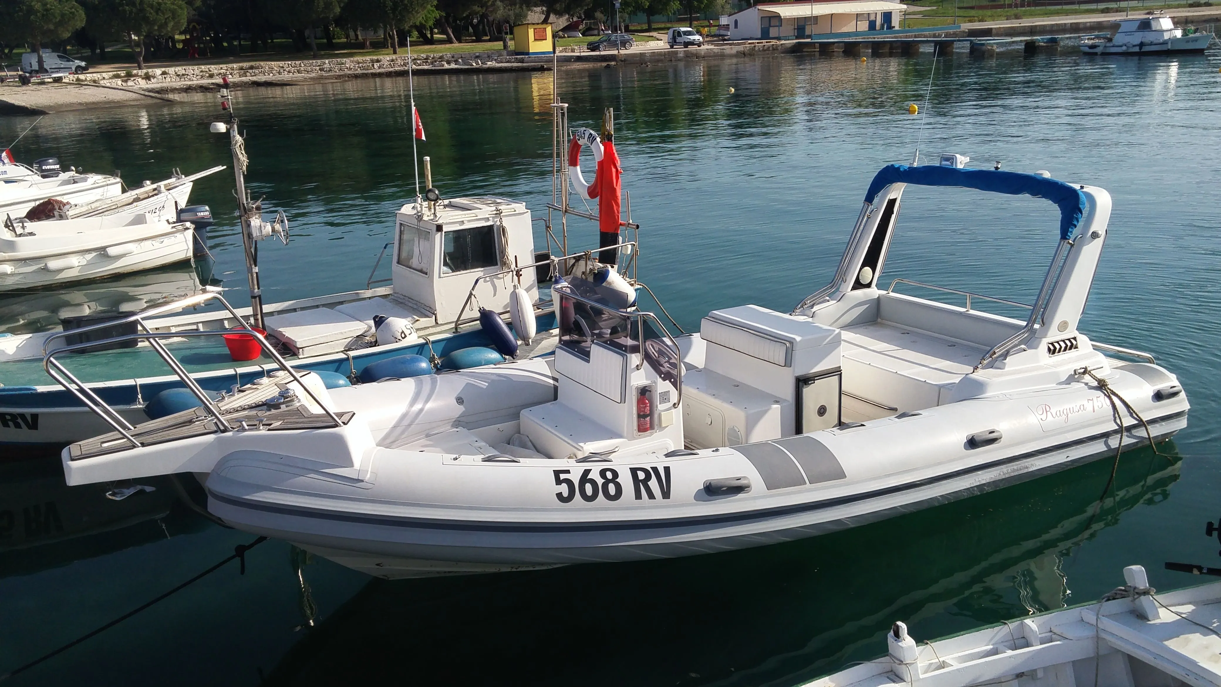 Rent a 7.5m Boat in Rovinj