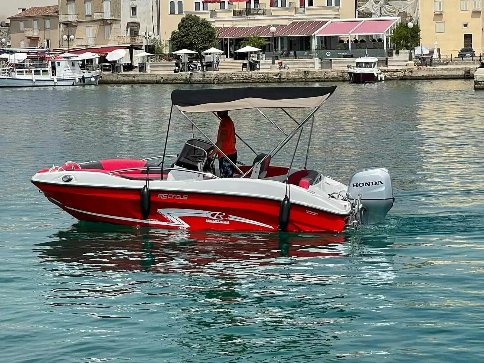 Rent a 5.05m Rancraft RS 5 Motor Boat in Krk
