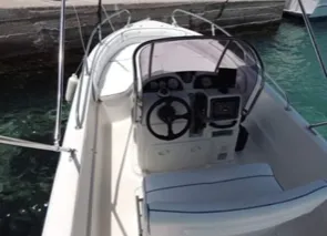 Voyager Charter Boat
