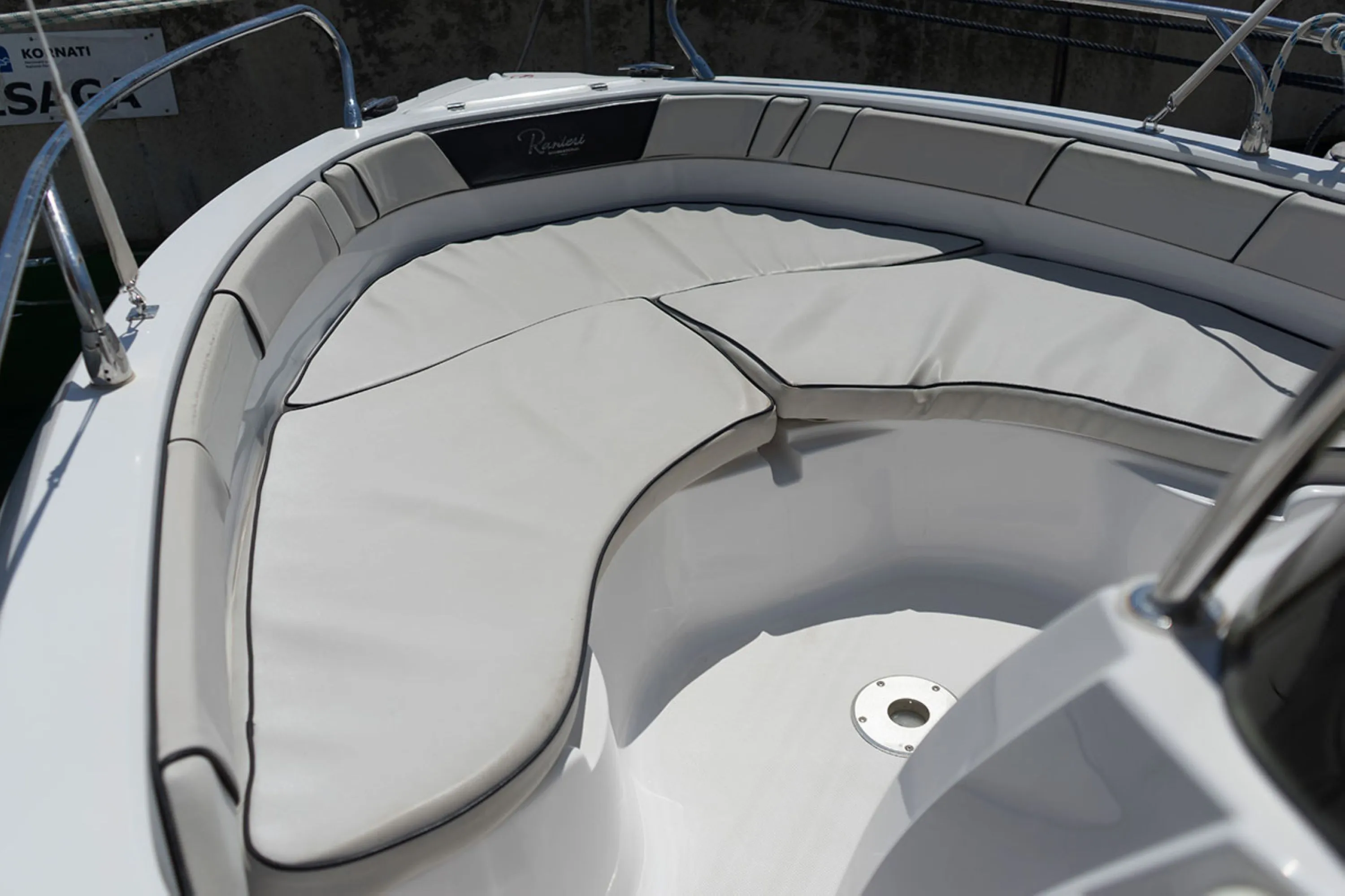 Explore Murter on a 5.65m Rental Motor Boat