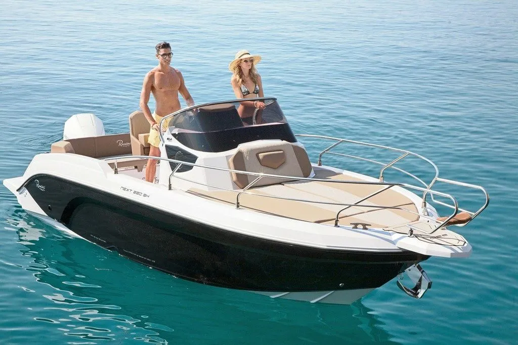 Next 220 Charter Boat