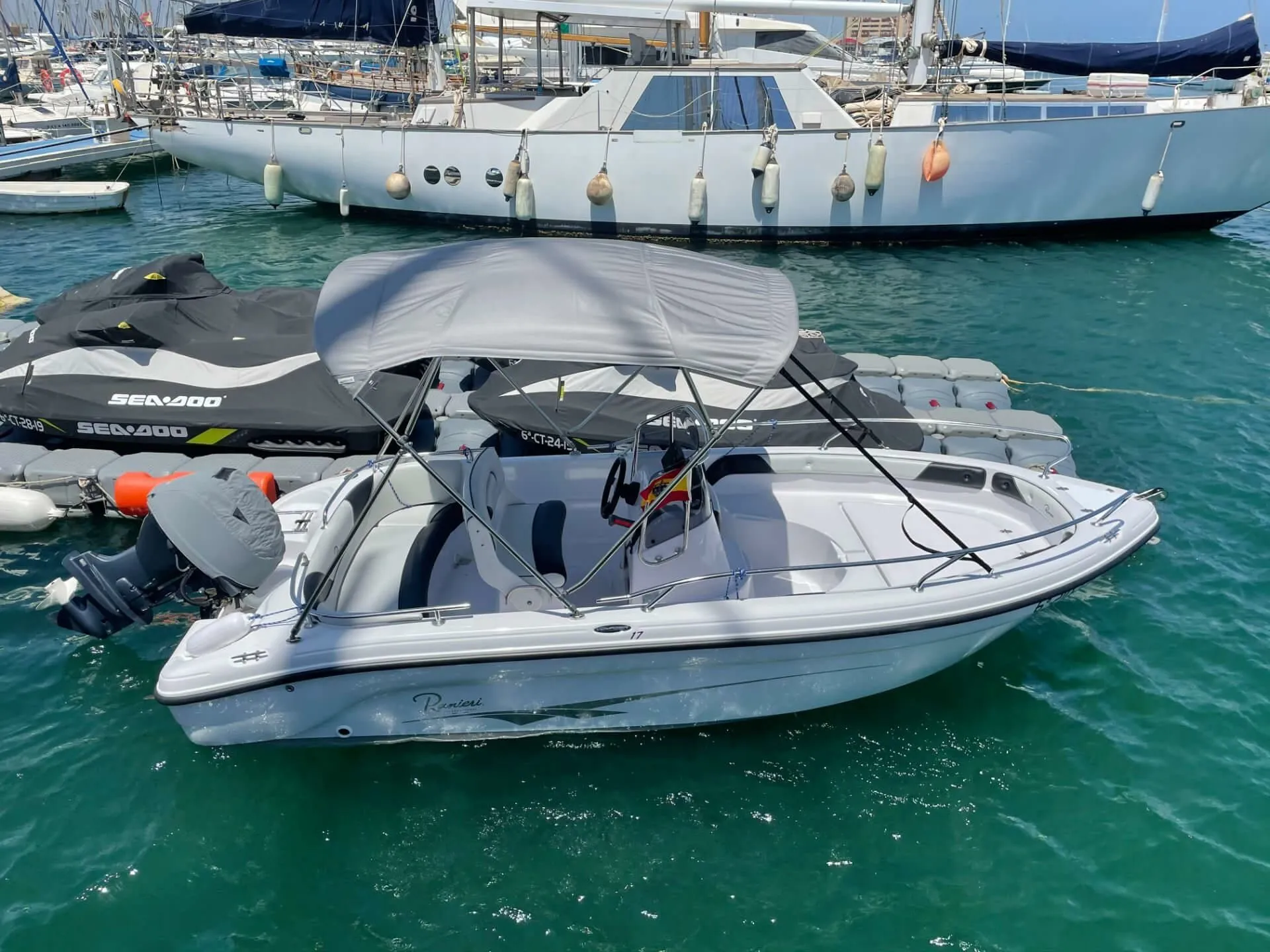 Explore Murcia on a 5m Rental Boat