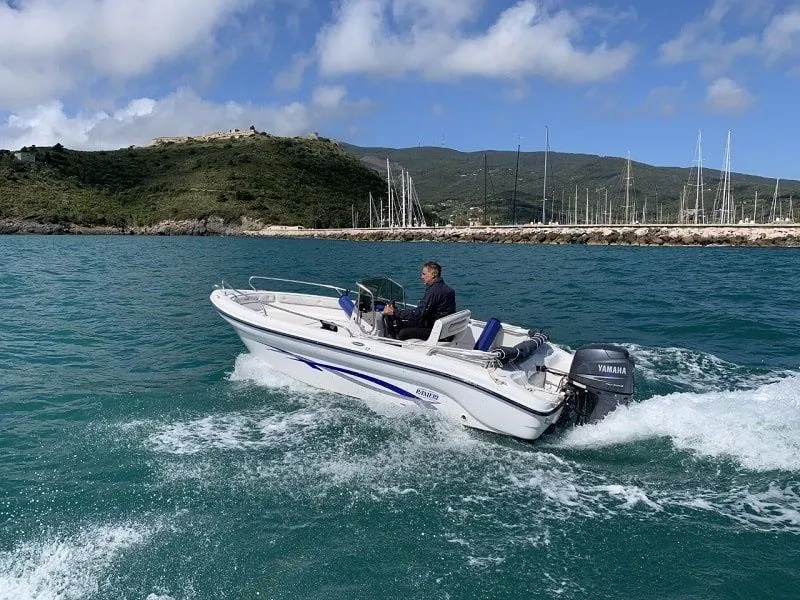 Voyager Charter Boat