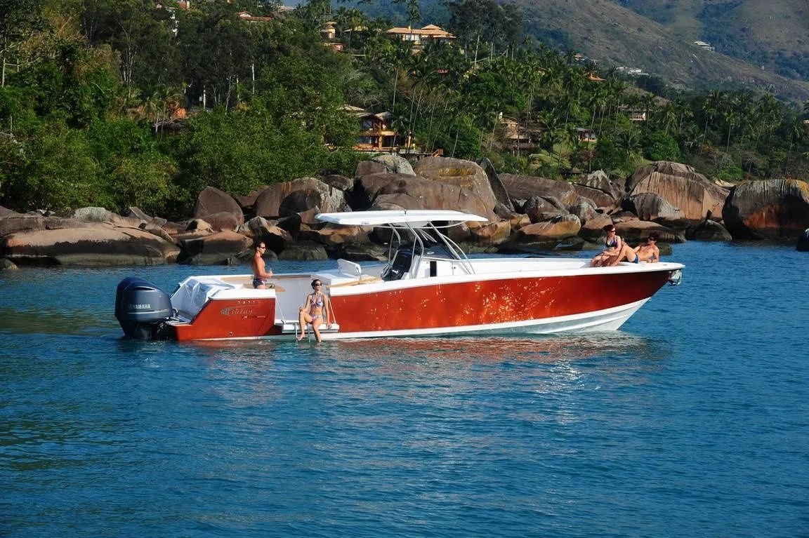 11.85m Chang Wat Phuket Motor Yacht Hire