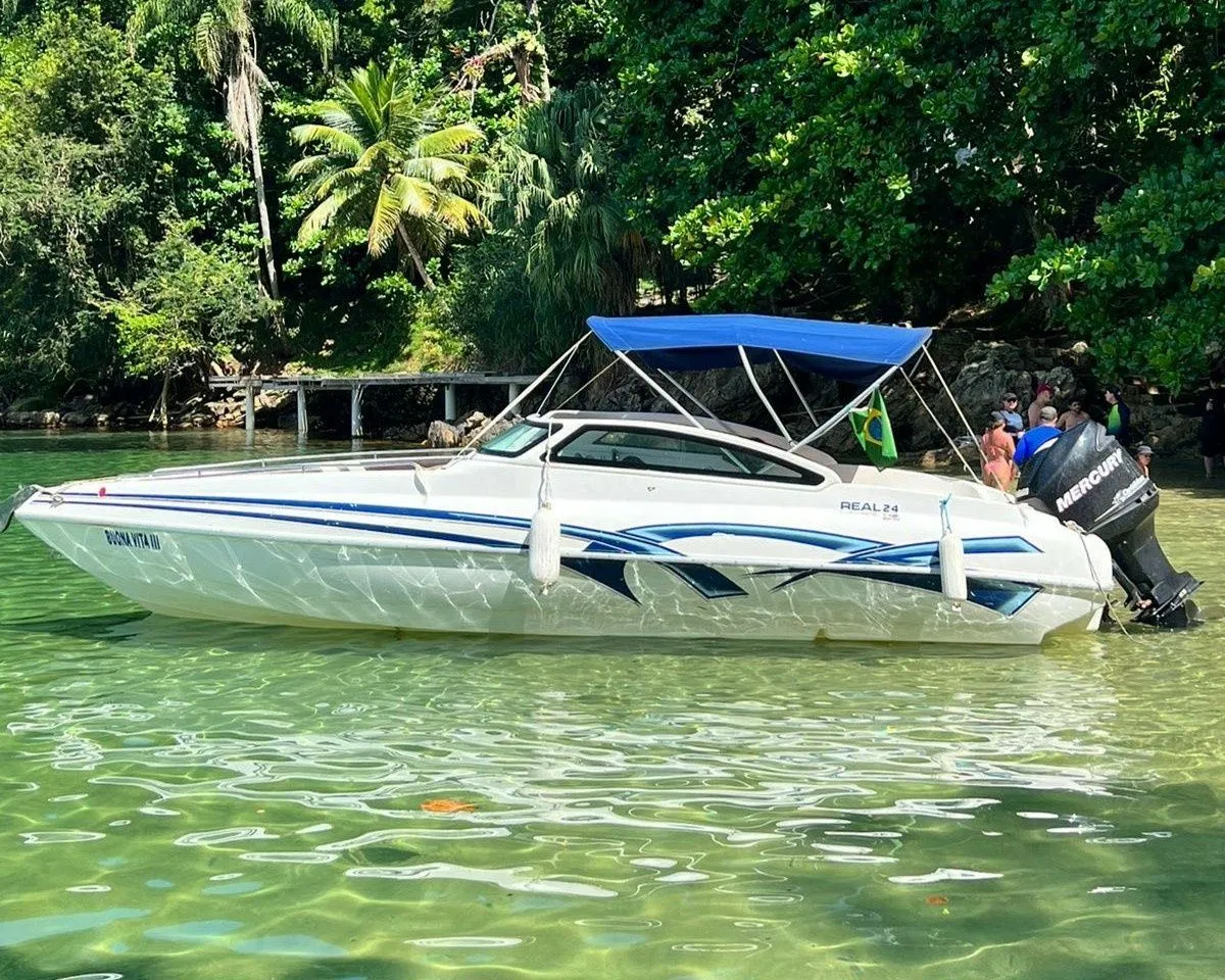 Rent a 7.31m Motor Boat Real 24 in Angra dos Reis