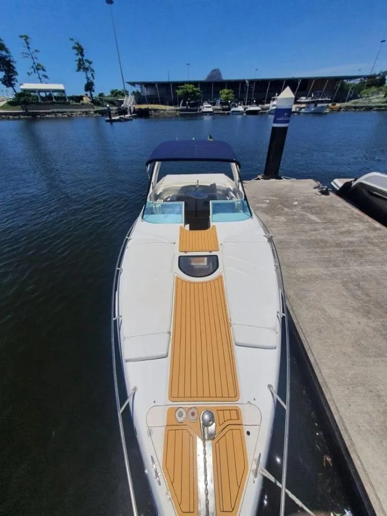 Manunati 4 Charter Boat