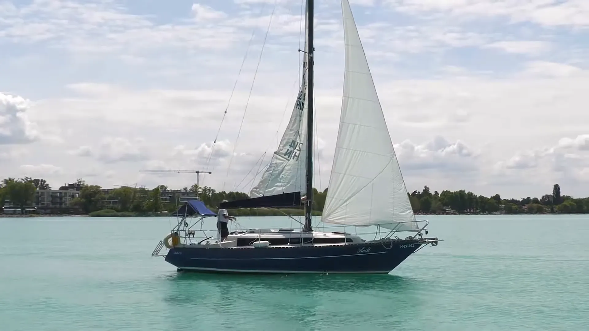 Charter a 9.27m Sailing Yacht Rebell 31 in Siófok