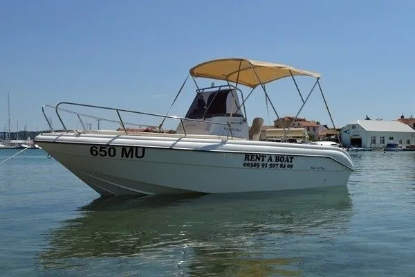 Rent a 6.2m Motor Boat Reful 22 in Betina