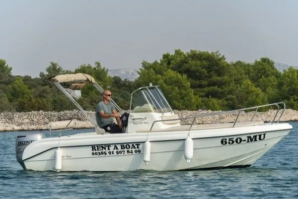 Flyer Charter Boat