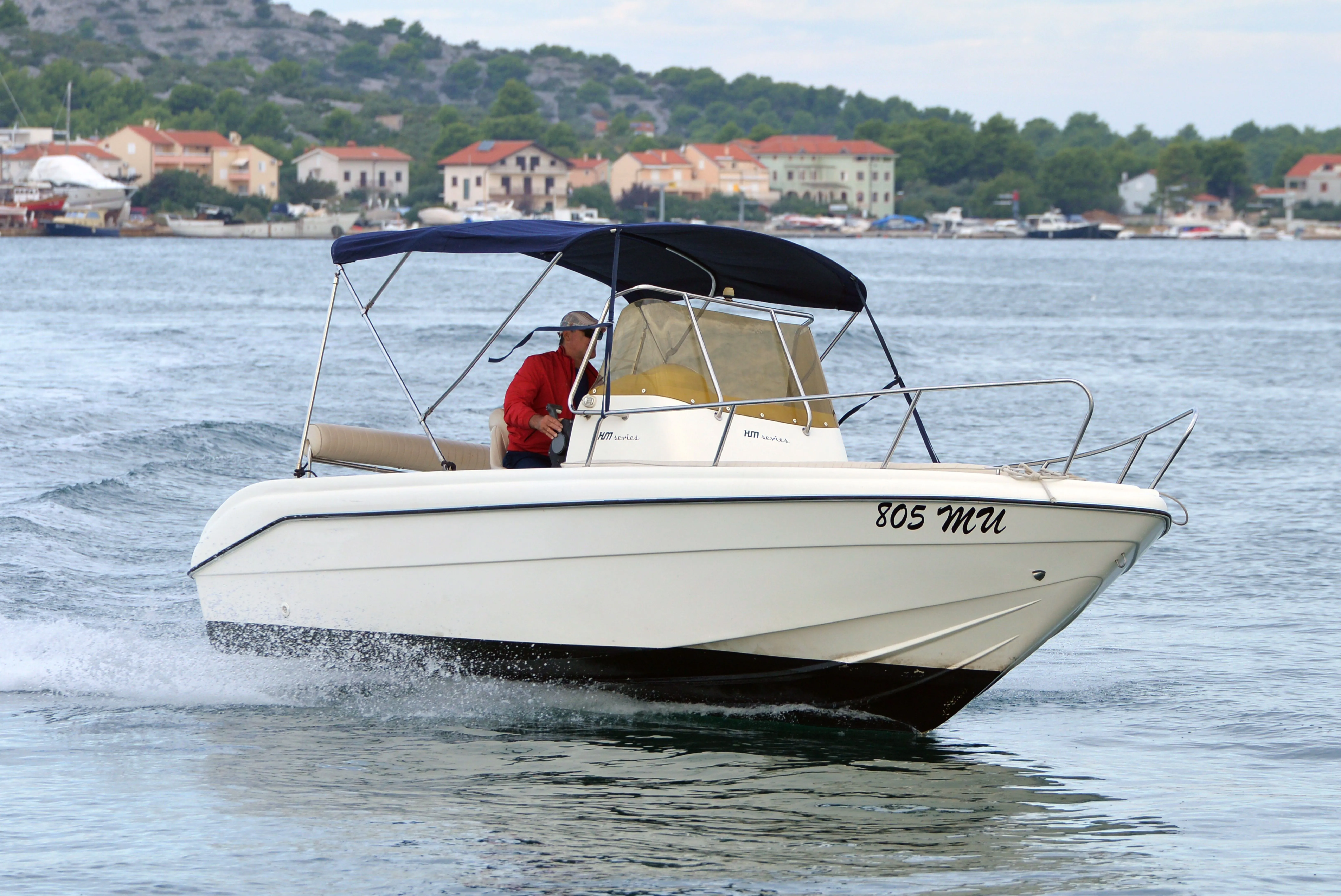 Explore Murter on a 6.2m Rental Reful 22