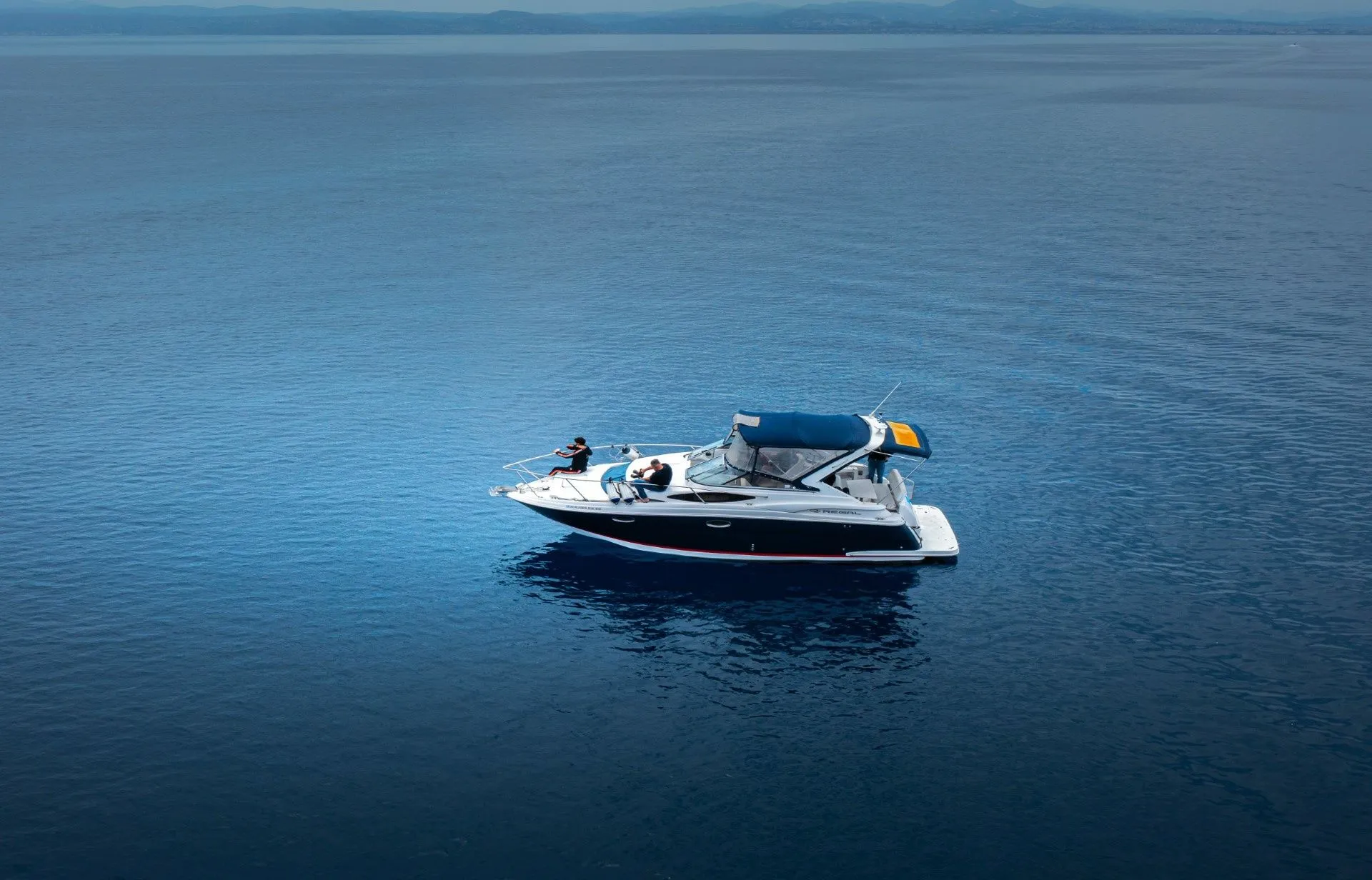 Sea Cruises Charter Boat