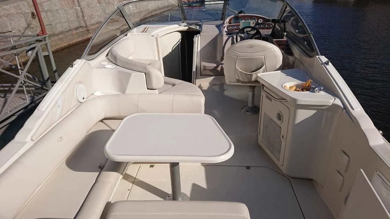 Charter a 8.83m Regal 2960 in Saint Petersburg