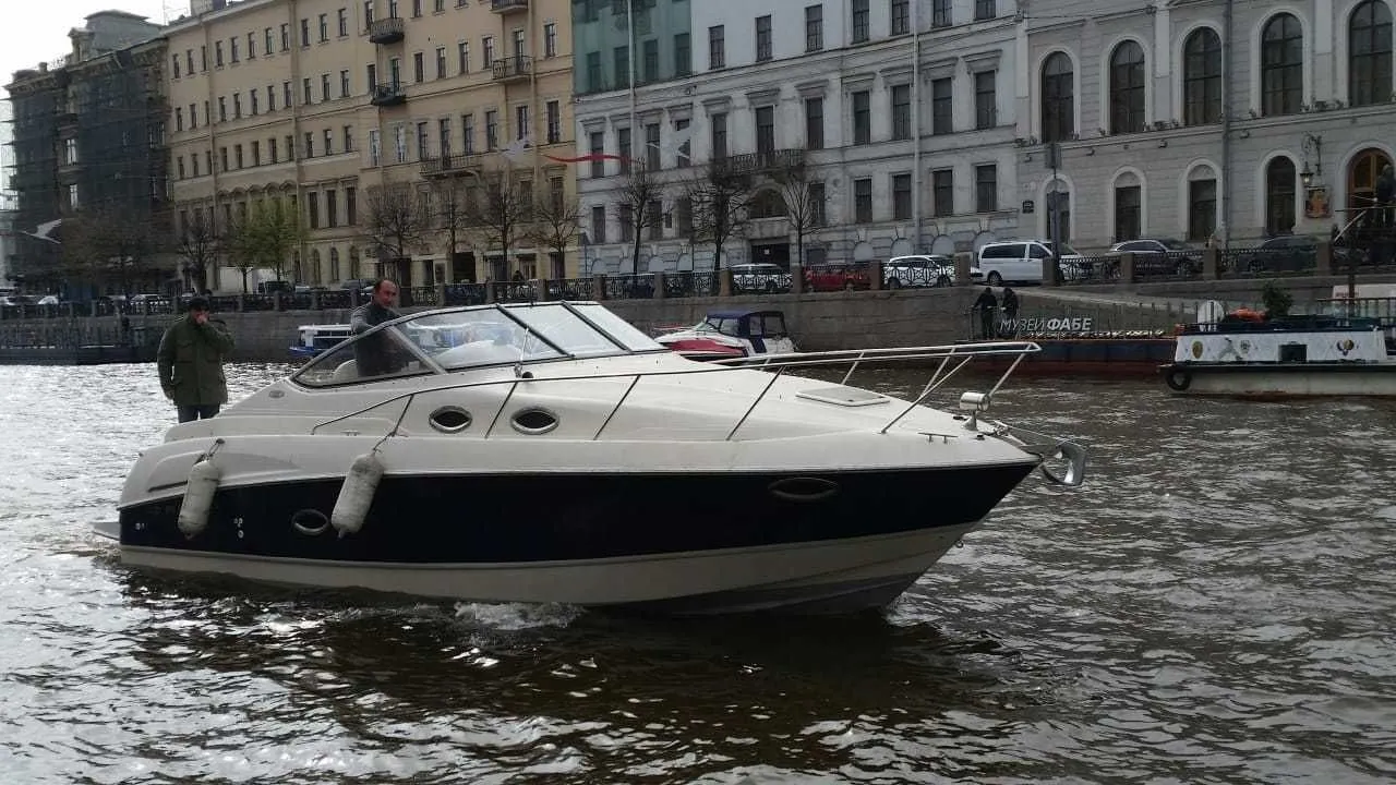 Charter a 8.83m Regal 2960 in Saint Petersburg