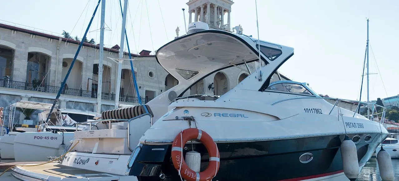 Regal Mietboot - 3