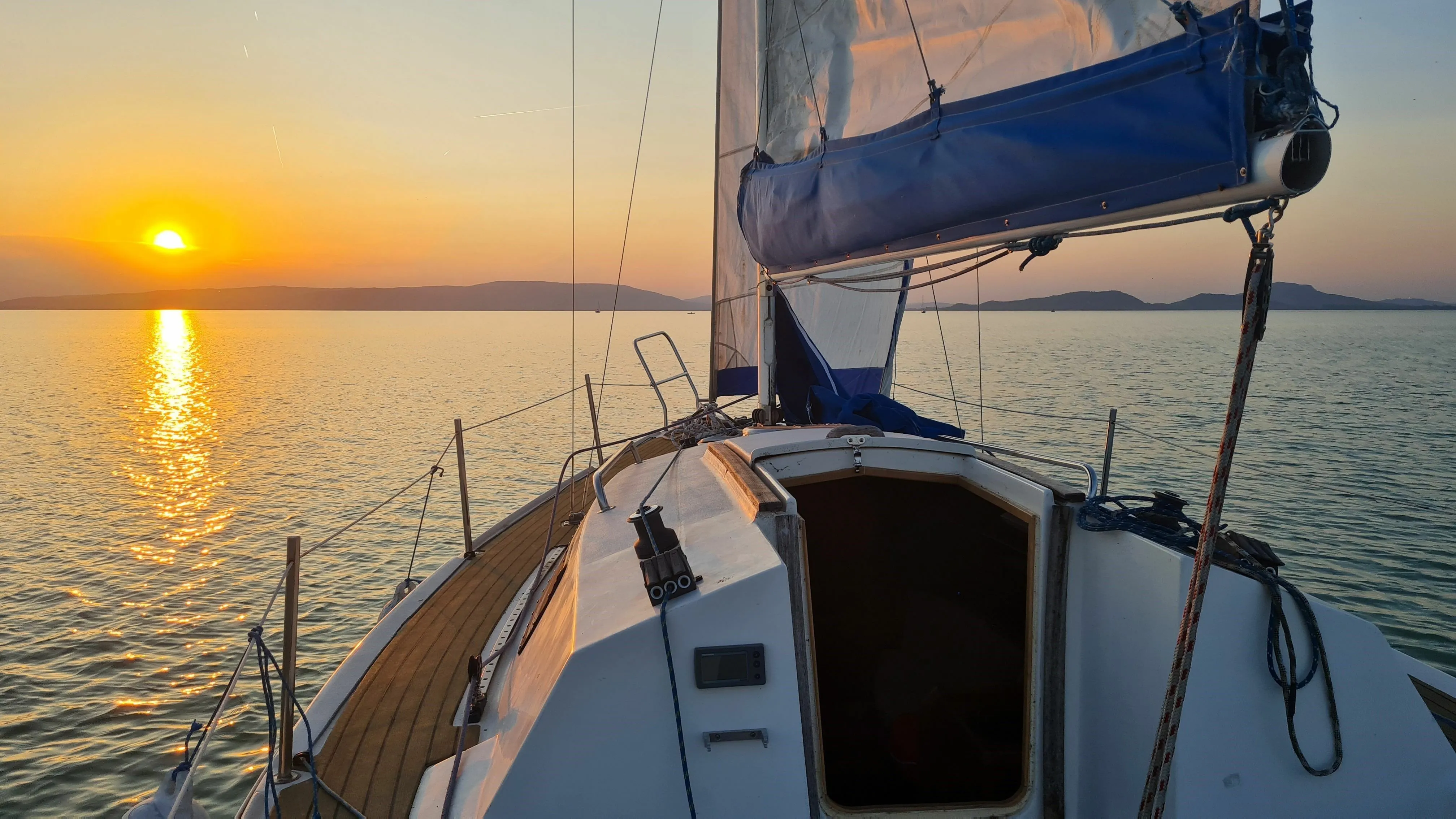 Kiki Charter Boat