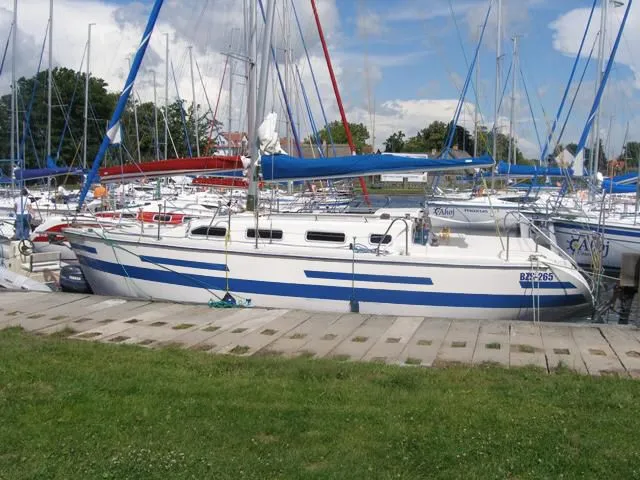 Лодка - 9.4м аренда Rhodos 940 парусная яхта в Руцяне-Ніда