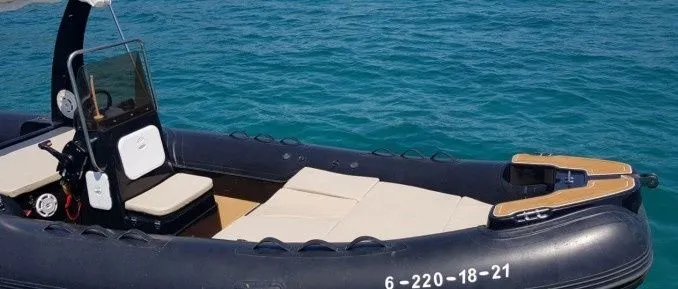 Rent a 6m Boat in Palamos