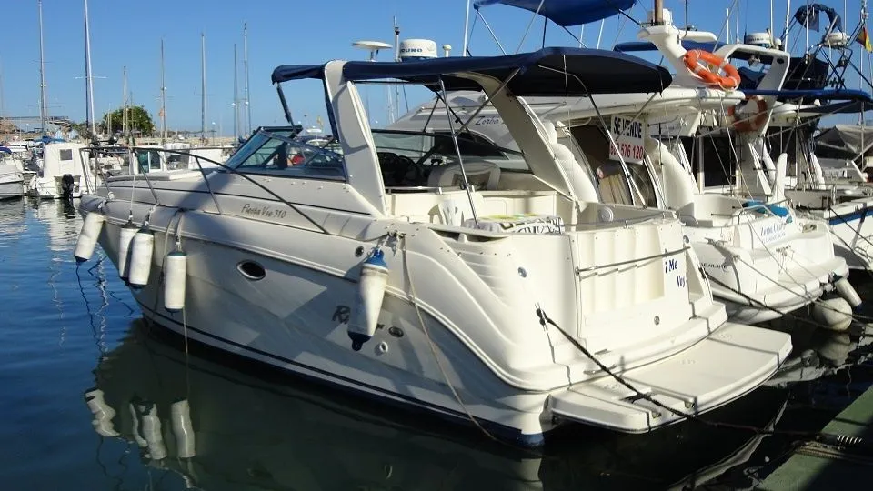 Rent a 10m 2 Cabin Motor Yacht in Málaga